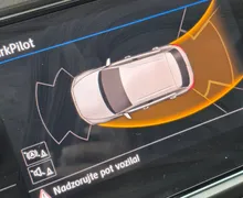 Zunanja slika - Volkswagen T-Roc - 1.6 TDI BMT SPORT LED-VIRTUAL-ALU-PDC - 17 - Predogledna slika