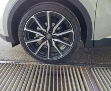 Zunanja slika - Toyota C-HR - 2.0 hibrid  HEV  GR SPORT PREMIERE - 12 - Predogledna slika