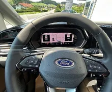 Zunanja slika - Ford Tourneo Connect - 1.5 EcoBoost PHEV 110kW A6. Titanium FWD - 8 - Predogledna slika