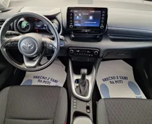 Zunanja slika - Toyota Yaris - Hybrid 1.5 VVT-i Sport Avt. - 12 - Predogledna slika