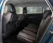 Notranja slika - Peugeot 5008 - 1.5 BlueHDI 130 Allure Avt.-7 SEDEŽEV-FUL LED... - 11 - Predogledna slika