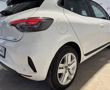 Zunanja slika - Renault Clio - 1.5 DCI BLUE 100 EVOLUTION-NOVO-UGODNO - 4 - Predogledna slika