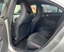 Notranja slika - Mercedes-Benz CLA-Razred - 180-AMG-69.000KM-BI-XENON-KAMERA-NAVI-LED-GRETJE S - 11 - Predogledna slika