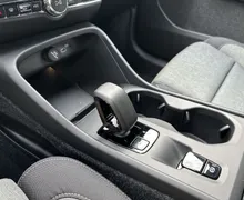 Notranja slika - Volvo XC40 - B3 P Core AT DCT 3 leta garancija+3 servisi... - 19 - Predogledna slika