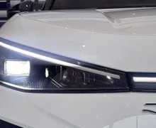 Zunanja slika - Volkswagen T-Roc - R-Line 1.5 eTSI - 2 - Predogledna slika