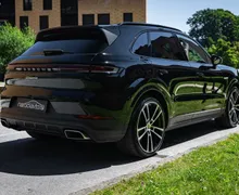 Zunanja slika - Porsche Cayenne - E-Hybrid - LED - Pano - 22 COL - Zračno vzmetenje - 8 - Predogledna slika