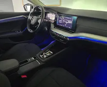 Notranja slika - Škoda Octavia - Combi 2.0 TDI Style DSG- Matrix.panorama.HUD.asist - 10 - Predogledna slika