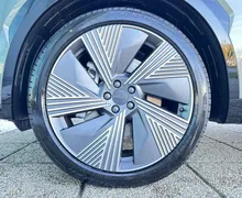 Notranja slika - Lynk & Co 08 - More 2025 Priključni hibrid - 9 - Predogledna slika