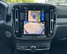 Notranja slika - Volvo XC40 - B4P Ultra Black Edition Avt. - 17 - Predogledna slika