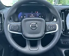 Notranja slika - Volvo XC40 - B3 P Core AT DCT 3 leta garancije + 3 servisi... - 14 - Predogledna slika