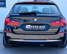 Notranja slika - BMW serija 5 Touring: - 520d+M OPTIC+LED+19col+VIRTUAL+F1+MEMORY... - 7 - Predogledna slika