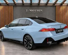 Zunanja slika - BMW serija 5: - 540d xDrive|SALONSKI|Iconic|AV|Pano|ACC|B W| - 4 - Predogledna slika