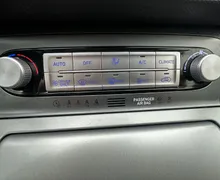 Notranja slika - Hyundai Kona - 64 KWh Style+4ALU.LED.KAMERA.NAVI.ACC.KLJUKA.TOP - 11 - Predogledna slika
