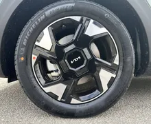 Notranja slika - KIA Stonic - 1.0 T-GDi EX Pulse DCT - 9 - Predogledna slika