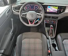 Notranja slika - Volkswagen Polo - 2.0 TSI GTI DSG - 7 - Predogledna slika