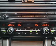 Zunanja slika - BMW Serija 5 - : 520d-FACELIFT-SPORT PAKET-USNJE-NAVI-XENON-LED-P - 18 - Predogledna slika