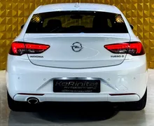 Notranja slika - Opel Insignia - 2.0 CDTI AUT. HEADUP-KAMERA-BOSE-GRETJE VOLANA - 10 - Predogledna slika