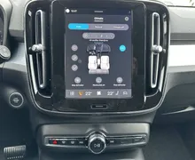 Notranja slika - Volvo XC40 - B3 P Core DCT... - 18 - Predogledna slika