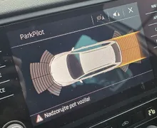 Zunanja slika - Škoda Octavia - 1.6 TDI STYLE ALU PLATIŠČA-PDC-NAVIGACIJA - 16 - Predogledna slika