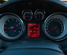 Notranja slika - Opel Cascada - 1,6 Turbo Cosmo Avt. - 9 - Predogledna slika