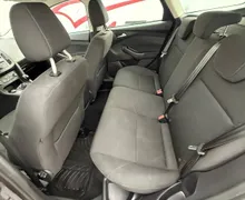 Notranja slika - Ford Focus - Karavan 1.6 TDCi Titanium - 12 - Predogledna slika