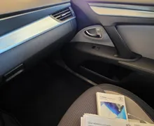 Notranja slika - Toyota Avensis - 2.0 D-4D Luna Sloven. poreklo-Brez pologa 84 obrok - 15 - Predogledna slika