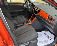 Zunanja slika - Volkswagen T-Roc - 4motion 2.0 TDI SPORT ALU KAMERA RADAR FULLED - 10 - Predogledna slika