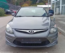 Zunanja slika - Hyundai i30 - 1.6 CRDi Style 1. LASTNIK - 2 - Predogledna slika