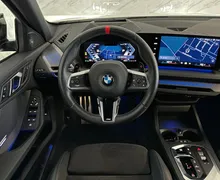 Notranja slika - BMW serija 1: - M135 xDrive |360K|ACC|HUD|Harman|Gretje|KeyGo| - 10 - Predogledna slika