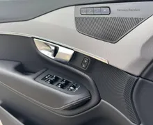 Notranja slika - Volvo XC90 - B5D AWD Plus Dark Avt. SLO-ZRAČNO-HAR KARDON-PANO - 10 - Predogledna slika