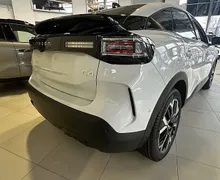 Zunanja slika - Citroën C4 - Hybrid145 S S eDCT6 Business - 4 - Predogledna slika