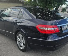 Zunanja slika - Mercedes-Benz E-Razred - 220 CDI °AUT° 170ks AVANTGARDE °XENON° °STR.OKNO° - 8 - Predogledna slika