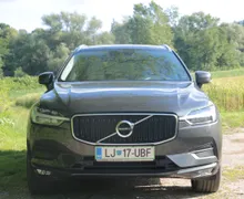 Zunanja slika - Volvo XC60 - Volvo  D4 Business Avt., PANO., H/K., kljuka - 2 - Predogledna slika