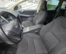 Zunanja slika - Volvo XC60 - FWD D4 MOMENTUM AVTOMATIK-ALU PLATIŠČA-KLIMA-NAVI - 12 - Predogledna slika
