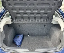 Zunanja slika - Seat Ibiza - 1.0 MPI 55 75KM  LOCO 1.LASTNICA SLO poreklo - 10 - Predogledna slika
