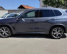 Zunanja slika - BMW X5 - serija : 30d-XD-M-PAKET-PANOR-360-KAMER-HARMAN-LED-ACC-21C- - 2 - Predogledna slika
