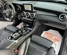 Notranja slika - Mercedes-Benz C-Razred - 200 d-AMG-BI-XENON-LIMO-FULL LED-NAVI-TEMPOMAT-P.. - 11 - Predogledna slika