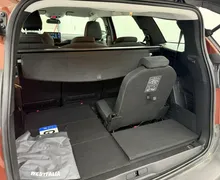 Notranja slika - Peugeot 5008 - 1.5 BlueHDI 130 S S Active Pack Avt.NAVI.LED.7 SED - 18 - Predogledna slika