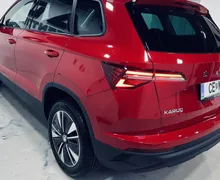Zunanja slika - Škoda Karoq - TOUR-1.0 TSI 81kW-LED-ALU-KLJUKA-GRETJE VOLANA... - 5 - Predogledna slika