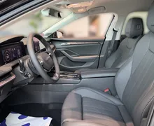 Notranja slika - Škoda Superb - Combi 2.0 TDI L K DSG... - 7 - Predogledna slika