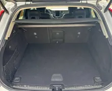 Zunanja slika - Volvo XC60 - B4P Momentum PRO AT FWD KAMERA-GRETJE.SED.-DAB+ - 5 - Predogledna slika