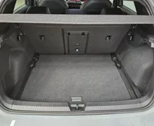 Notranja slika - Volkswagen Golf - 1.5 eTSI BMT 4Joy DSG - 12 - Predogledna slika