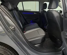 Notranja slika - Volkswagen Golf - 1.5 TSI BMT Life GOAL - LED Plus.navi.kamera.asist - 13 - Predogledna slika