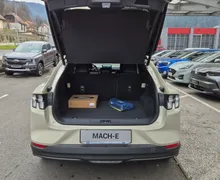 Zunanja slika - Ford Mustang Mach-e - PREMIUM 88kWh 276PS RWD-NA ZALOGI - 9 - Predogledna slika