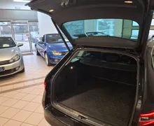 Notranja slika - Škoda Superb - 2.0 TDI 4x4 Sportline Combi DSG 190KM-KAMERA-LED-. - 10 - Predogledna slika
