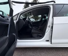 Zunanja slika - Volkswagen Golf - 2.0 TDI 4MOTION R-LiNE SLO.VOZILO LED XENON - 17 - Predogledna slika