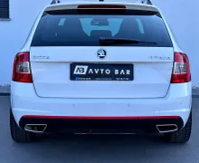 Notranja slika - Škoda Octavia - 2.0 TDI RS+XENON+NAVI+PDC+KLJUKA - 7 - Predogledna slika