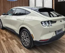 Zunanja slika - Ford Mustang Mach-e - PREMIUM 88kWh 276PS RWD-NA ZALOGI - 5 - Predogledna slika