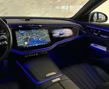 Notranja slika - Mercedes-Benz E-Razred - 220d|4Matic|AMG|4WS|SuperScreen|Zračno|360K|Hlaj| - 12 - Predogledna slika