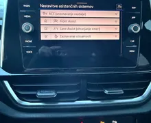 Notranja slika - Volkswagen T-Roc - 1.0 TSI BMT R-Line-LED-ACC-PDC-Vzvratna kamera.... - 11 - Predogledna slika
